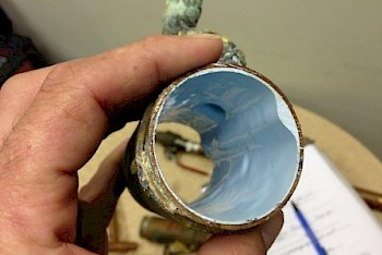 Canalização com perda de água